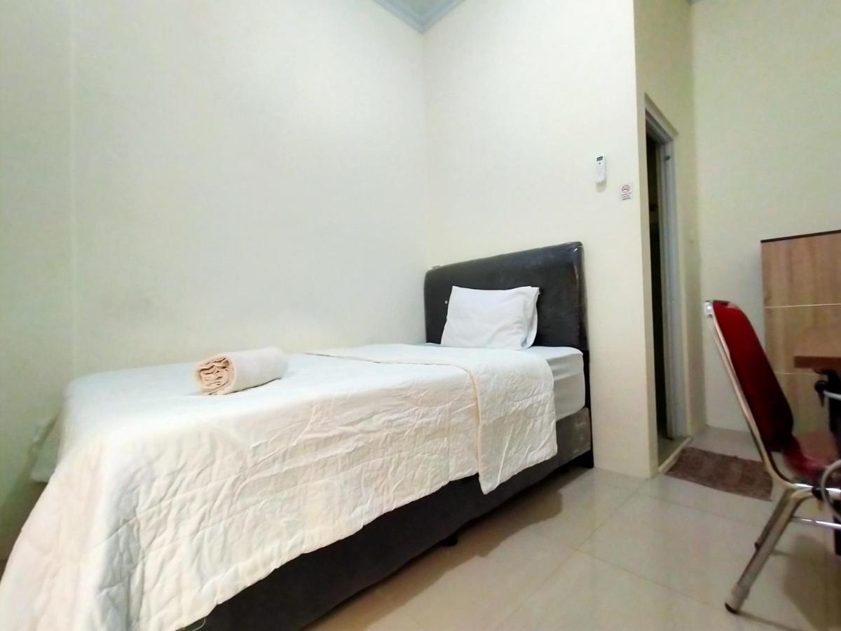נקסר Homestay Danesti Syariah Near Bandara Sultan Hasanuddin מראה חיצוני תמונה