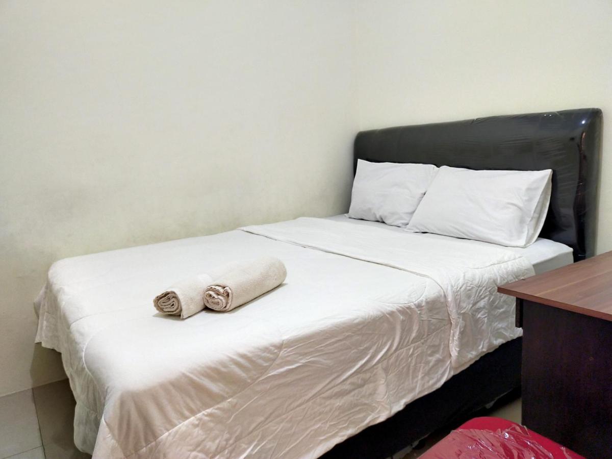 נקסר Homestay Danesti Syariah Near Bandara Sultan Hasanuddin מראה חיצוני תמונה